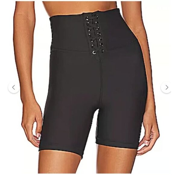 NWT WeWoreWhat Womens Lace-Up Biker Shorts Black Medium Athletic Exercise Workou - Picture 1 of 9
